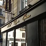 Peyris Opera Hotel
