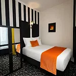 Peyris Opera Hotel