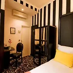 Peyris Opera 4*