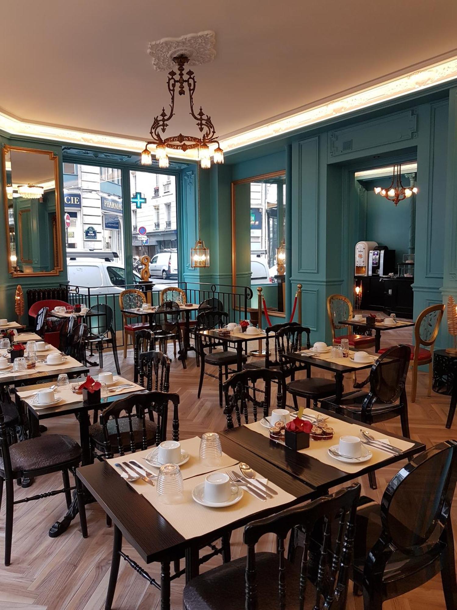 Hotel Peyris Opera 4*